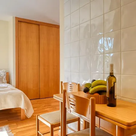 Largo Dos Milagres, A In Madeira Appartement *