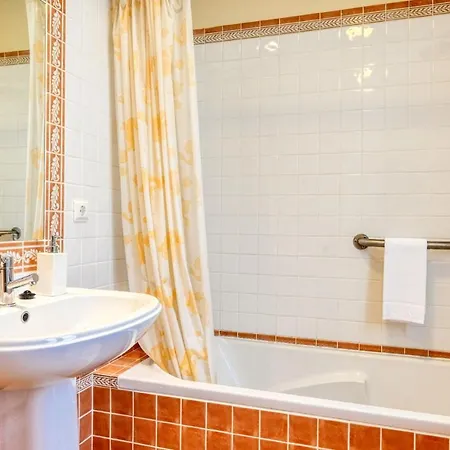 Largo Dos Milagres, A In Madeira