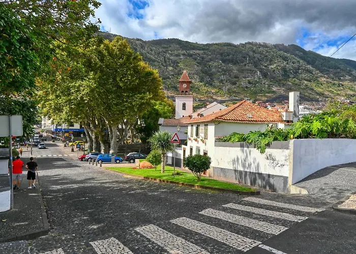 Largo Dos Milagres, A In Madeira Machico (Madeira)