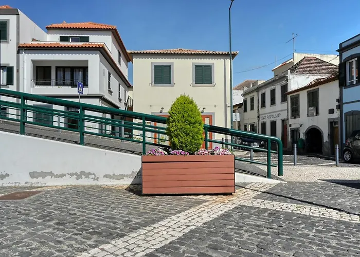 Largo Dos Milagres, A In Madeira アパート マシコ