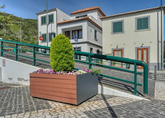 Largo Dos Milagres, A In Madeira Machico (Madeira)