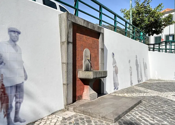 Largo Dos Milagres, A In Madeira